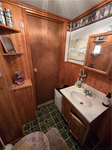 250 N Boundary St, City Of But Sw, PA 16001