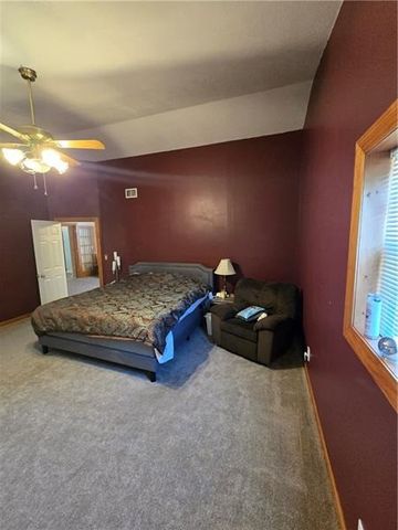 250 N Boundary St, City Of But Sw, PA 16001