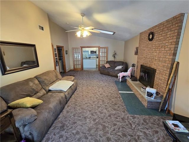 250 N Boundary St, City Of But Sw, PA 16001