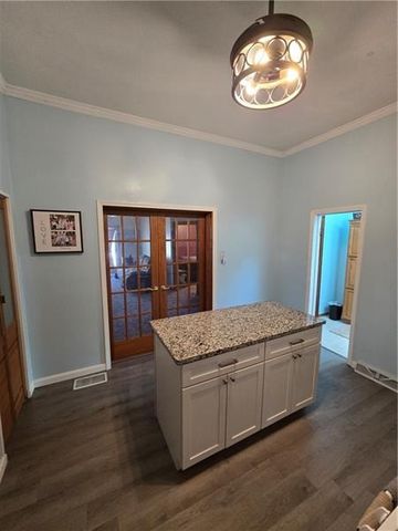 250 N Boundary St, City Of But Sw, PA 16001