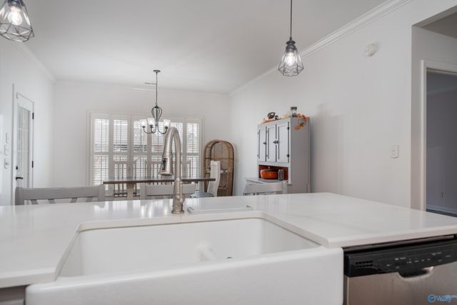 107 Eden Lane, Huntsville, AL 35811