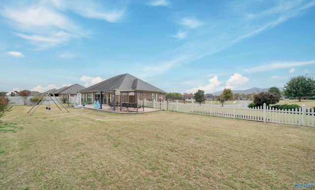 107 Eden Lane, Huntsville, AL 35811