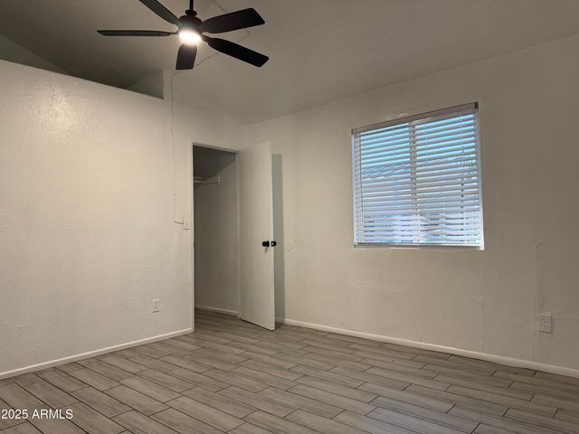 13221 N 21st Place 7, Phoenix, AZ 85022