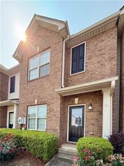 2829 Creek Bottom Court, Gainesville, GA 30504