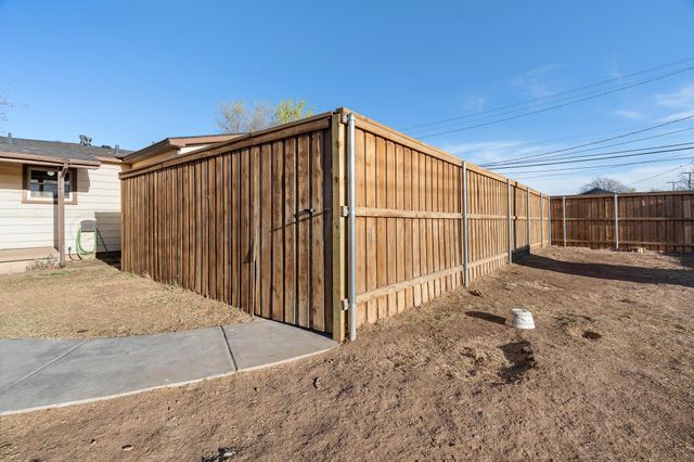 710 N Roberts Street, Amarillo, TX 79107