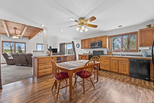 7293 Aurora ROAD, West Bend, WI 53090