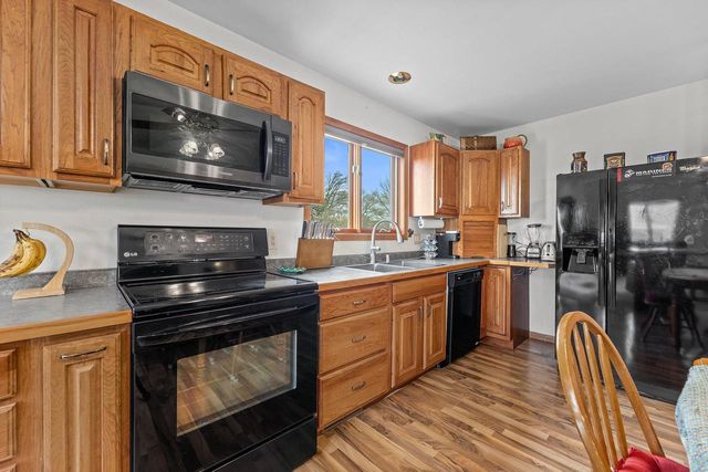 7293 Aurora ROAD, West Bend, WI 53090