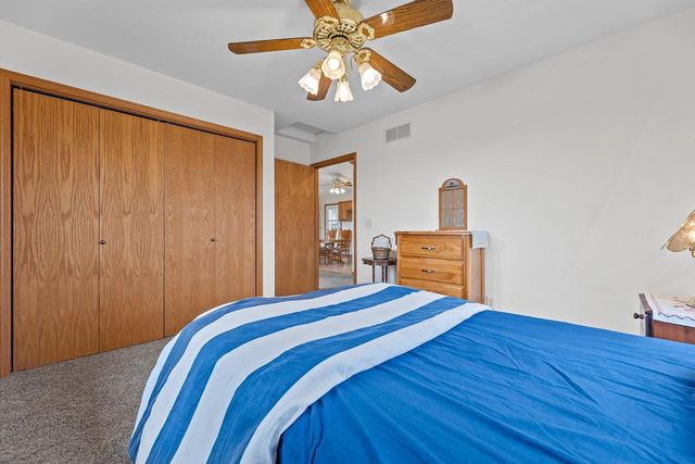 7293 Aurora ROAD, West Bend, WI 53090