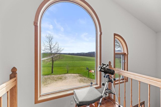 7293 Aurora ROAD, West Bend, WI 53090