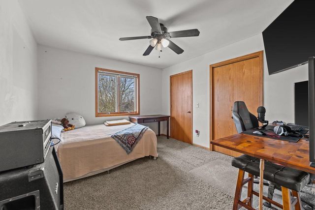 7293 Aurora ROAD, West Bend, WI 53090