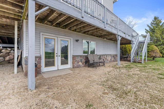 7293 Aurora ROAD, West Bend, WI 53090