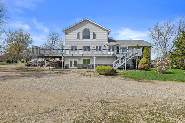 7293 Aurora ROAD, West Bend, WI 53090