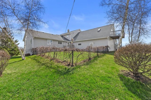 7293 Aurora ROAD, West Bend, WI 53090
