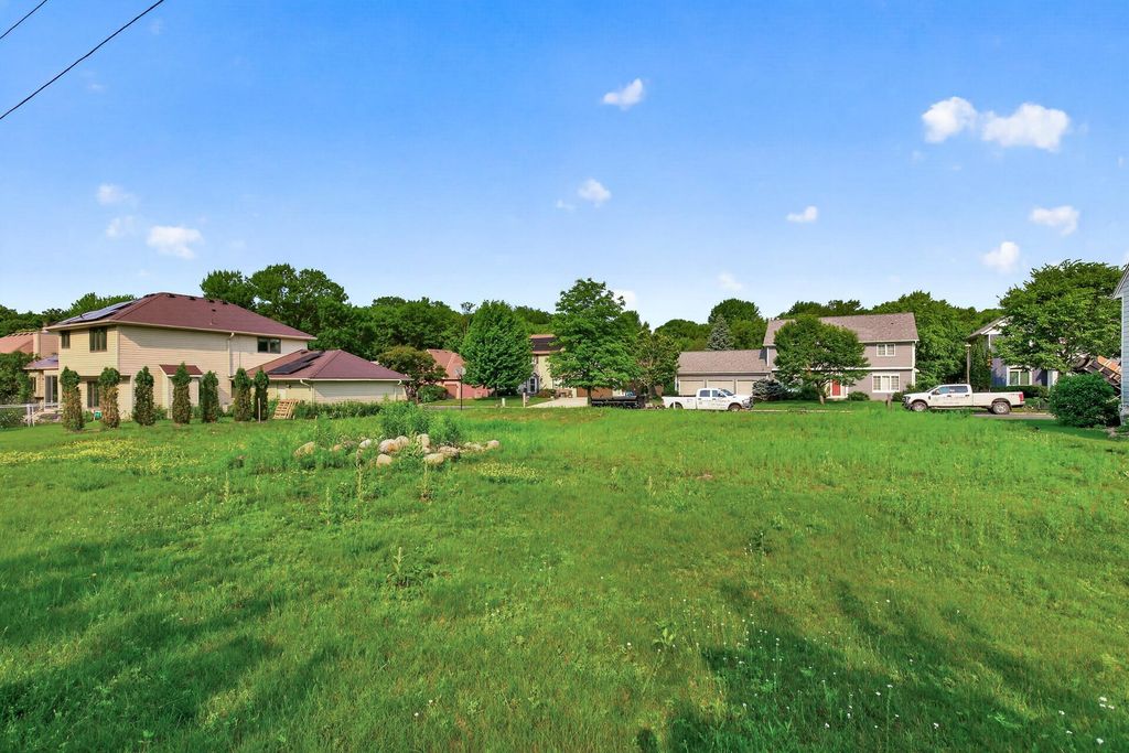 6697 Harlan Drive, Eden Prairie, MN 55346 — photo 4