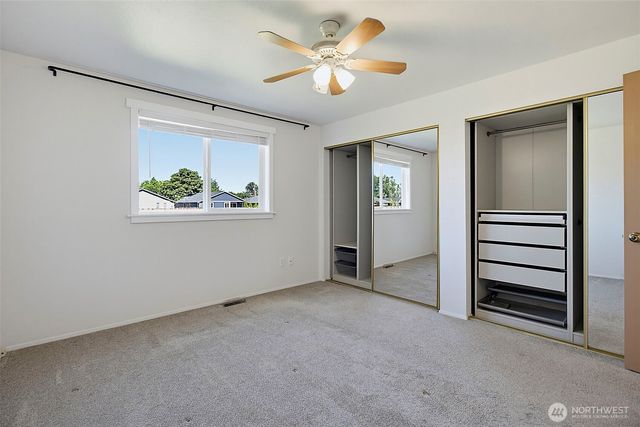 3404 McHugh Place, Enumclaw, WA 98022