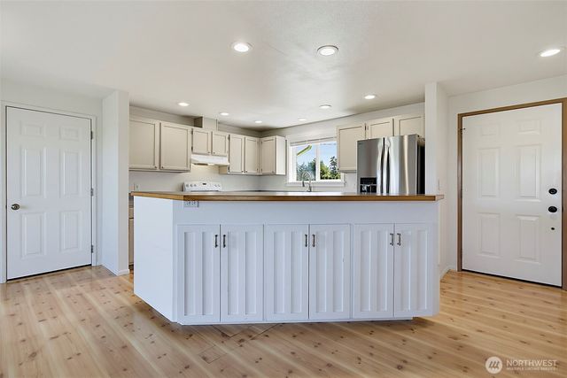 3404 McHugh Place, Enumclaw, WA 98022