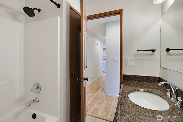 3404 McHugh Place, Enumclaw, WA 98022