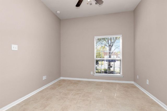 9515 Alabaster Oaks Lane, Humble, TX 77396