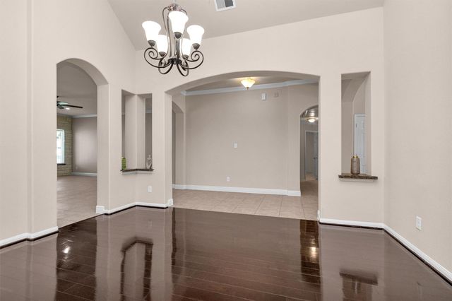 9515 Alabaster Oaks Lane, Humble, TX 77396