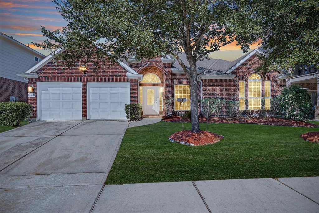 9515 Alabaster Oaks Lane, Humble, TX 77396