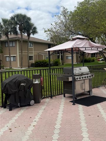 7703 Ashmont Circle 213, Tamarac, FL 33321