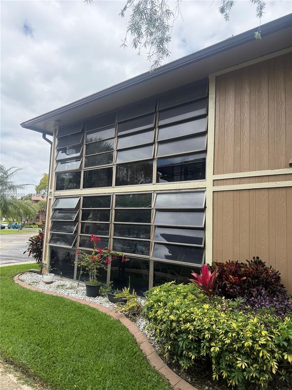 7703 Ashmont Circle 213, Tamarac, FL 33321
