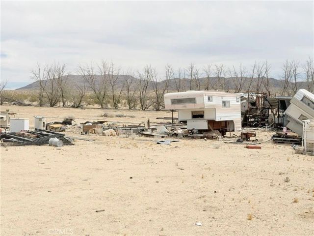 6316 Isleta Road, 29 Palms, CA 92277