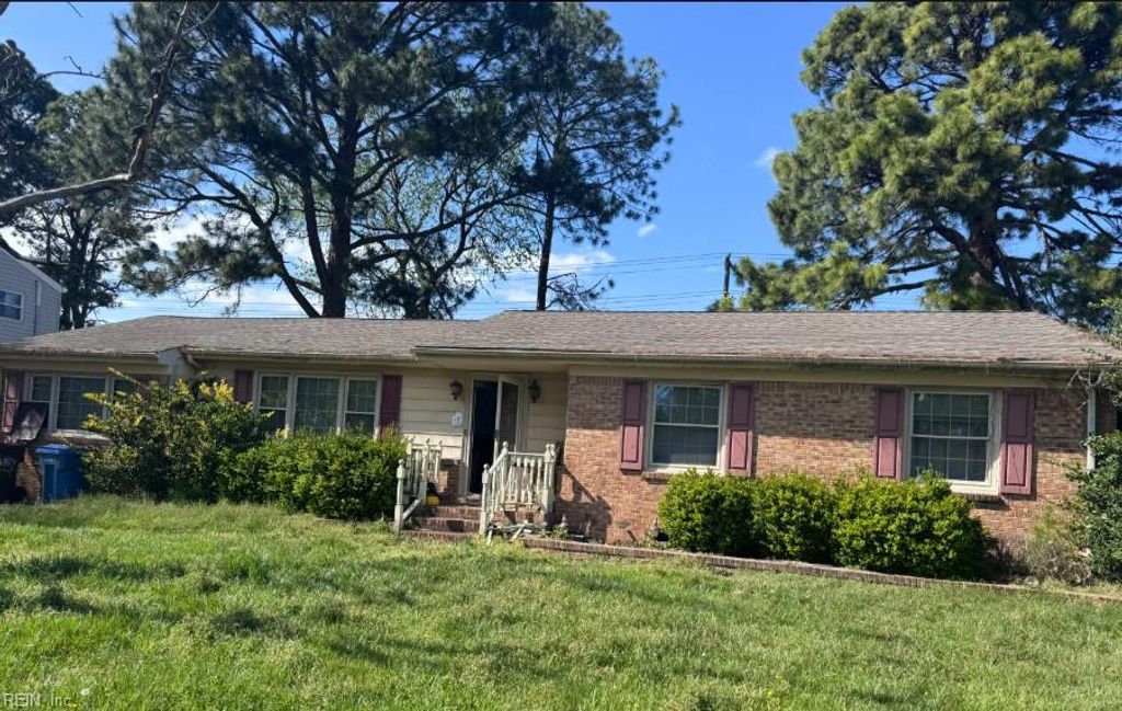 357 Dexter ST E, Chesapeake, VA 23324