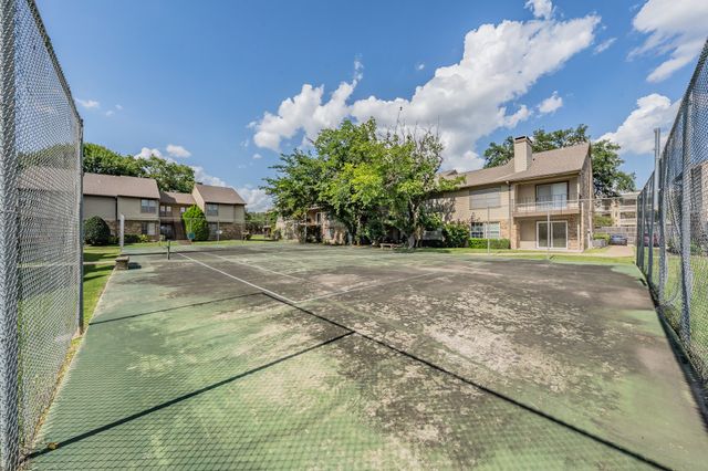 5300 Keller Springs Road 1095, Dallas, TX 75248
