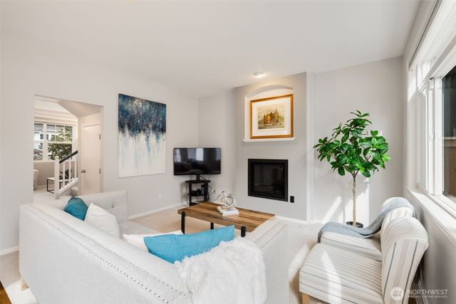 25013 SE 42nd Drive, Sammamish, WA 98029