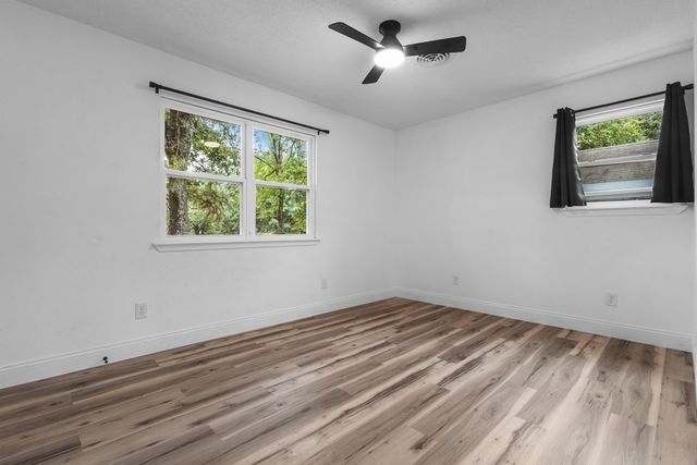 128 Harmon Road, Gun Barrel City, TX 75156