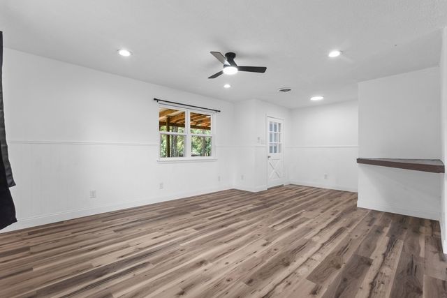 128 Harmon Road, Gun Barrel City, TX 75156