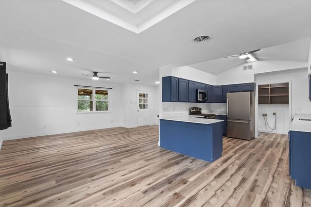 128 Harmon Road, Gun Barrel City, TX 75156