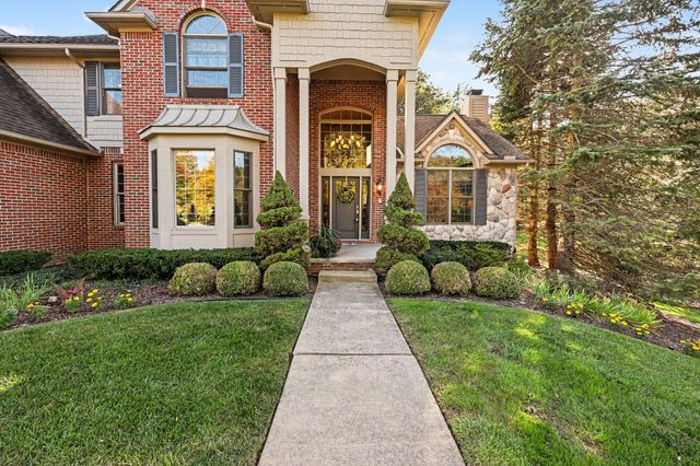 1270 Waterways Drive, Pittsfield Charter Twp, MI 48108