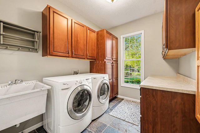 1270 Waterways Drive, Pittsfield Charter Twp, MI 48108