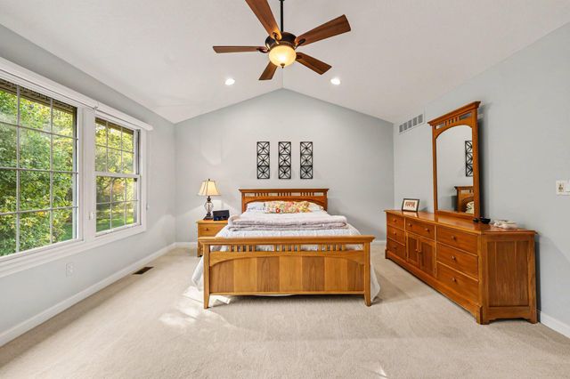 1270 Waterways Drive, Pittsfield Charter Twp, MI 48108