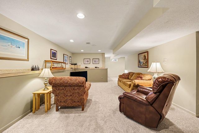 1270 Waterways Drive, Pittsfield Charter Twp, MI 48108