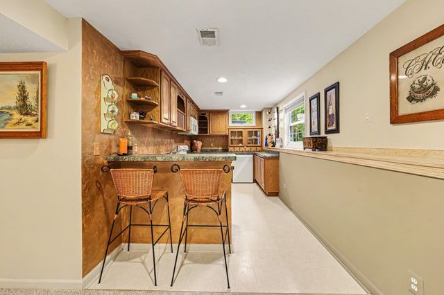 1270 Waterways Drive, Pittsfield Charter Twp, MI 48108