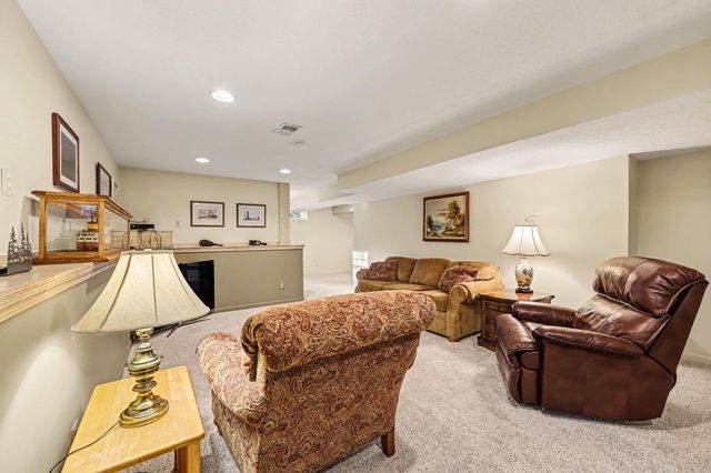 1270 Waterways Drive, Pittsfield Charter Twp, MI 48108