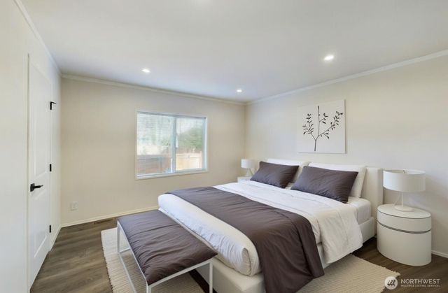704 N 3rd Street, Westport, WA 98595