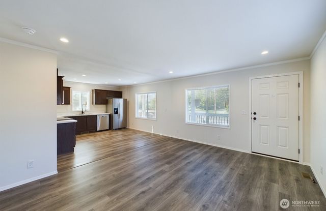 704 N 3rd Street, Westport, WA 98595