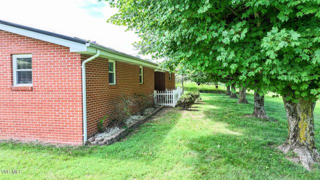 2900 Kingsport Highway, Greeneville, TN 37745