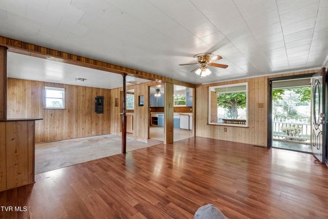 2900 Kingsport Highway, Greeneville, TN 37745