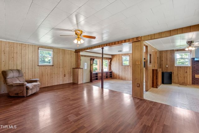 2900 Kingsport Highway, Greeneville, TN 37745