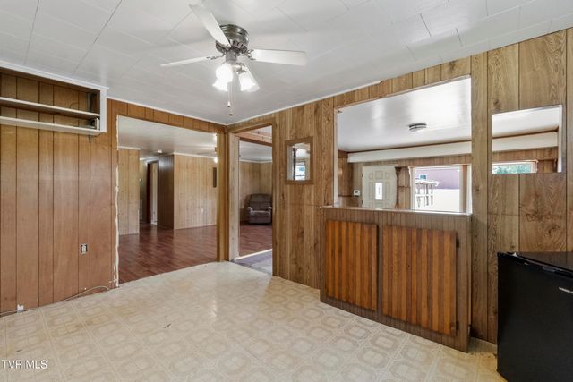 2900 Kingsport Highway, Greeneville, TN 37745