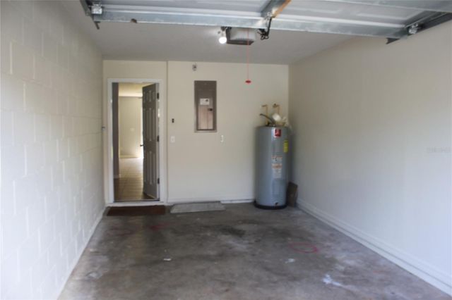 669 CRESTING OAK CIRCLE 30, Orlando, FL 32824