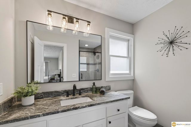 2405 S 151st Street, Omaha, NE 68144