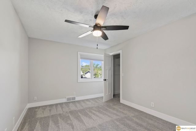 2405 S 151st Street, Omaha, NE 68144