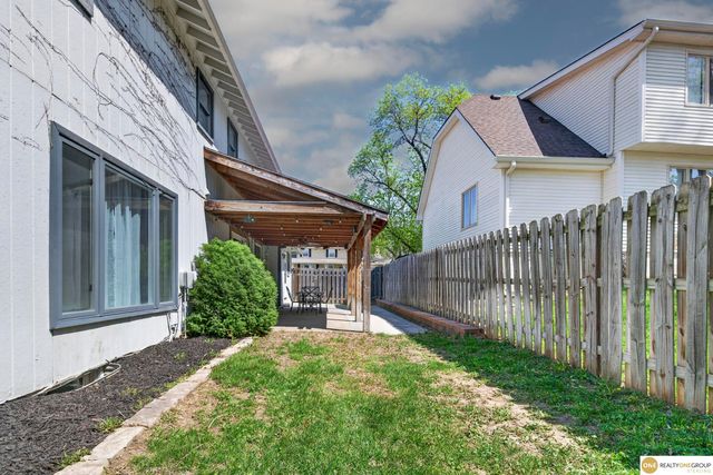 2405 S 151st Street, Omaha, NE 68144