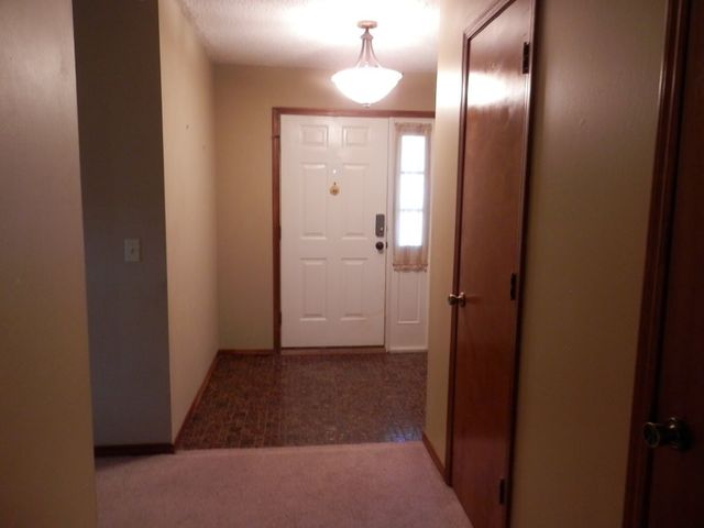 2725 W Highland Circle, Rogers, AR 72756
